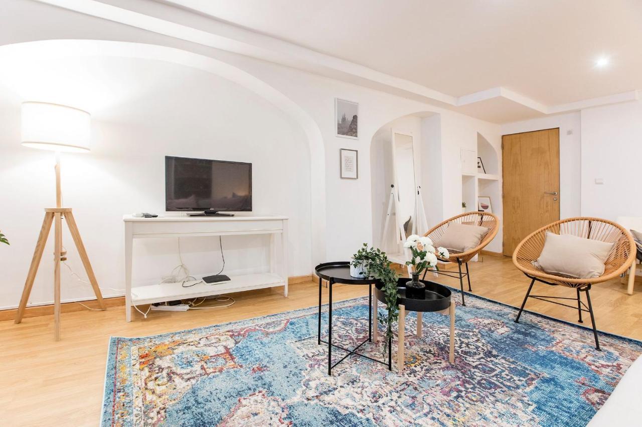Almada Hideaway W/ Ac & Private Pool By Lovelystay Porto Eksteriør bilde